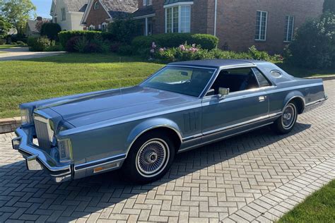 86 lincoln continental givenchy|1979 lincoln continental mark.